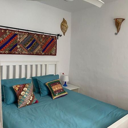 Cheerful One Bedroom Townhouse With Patio Árchez 外观 照片