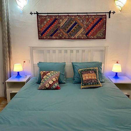 Cheerful One Bedroom Townhouse With Patio Árchez 外观 照片